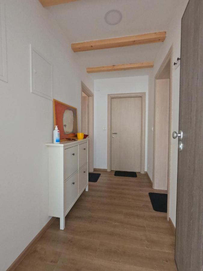 Gavan Room Cres Esterno foto